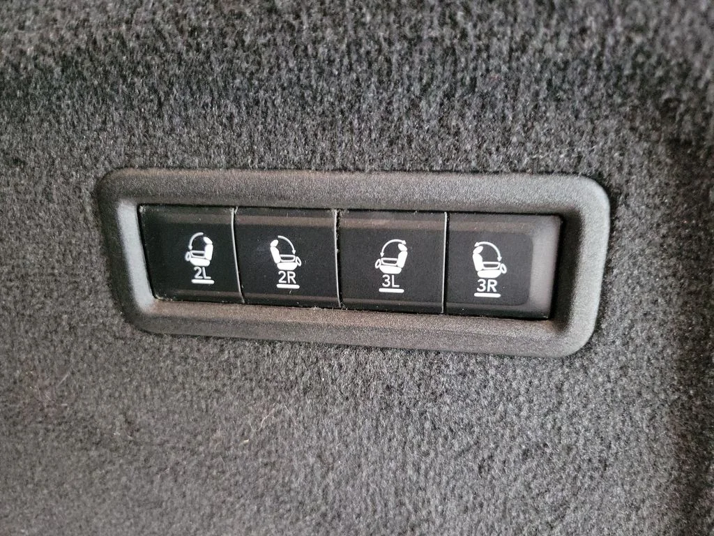 Certified Used 2024 Gray Jeep Series III image 18