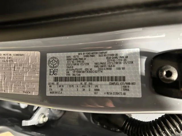 Used 2025 Gray Ford Lariat image 15