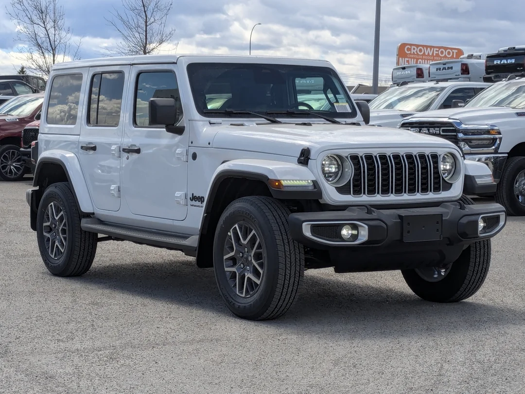 New 2026 White Jeep Sahara - - 4x4 - Body- Color Top - Side Steps - 2.0L Turbo - Remote Start & More! image 2