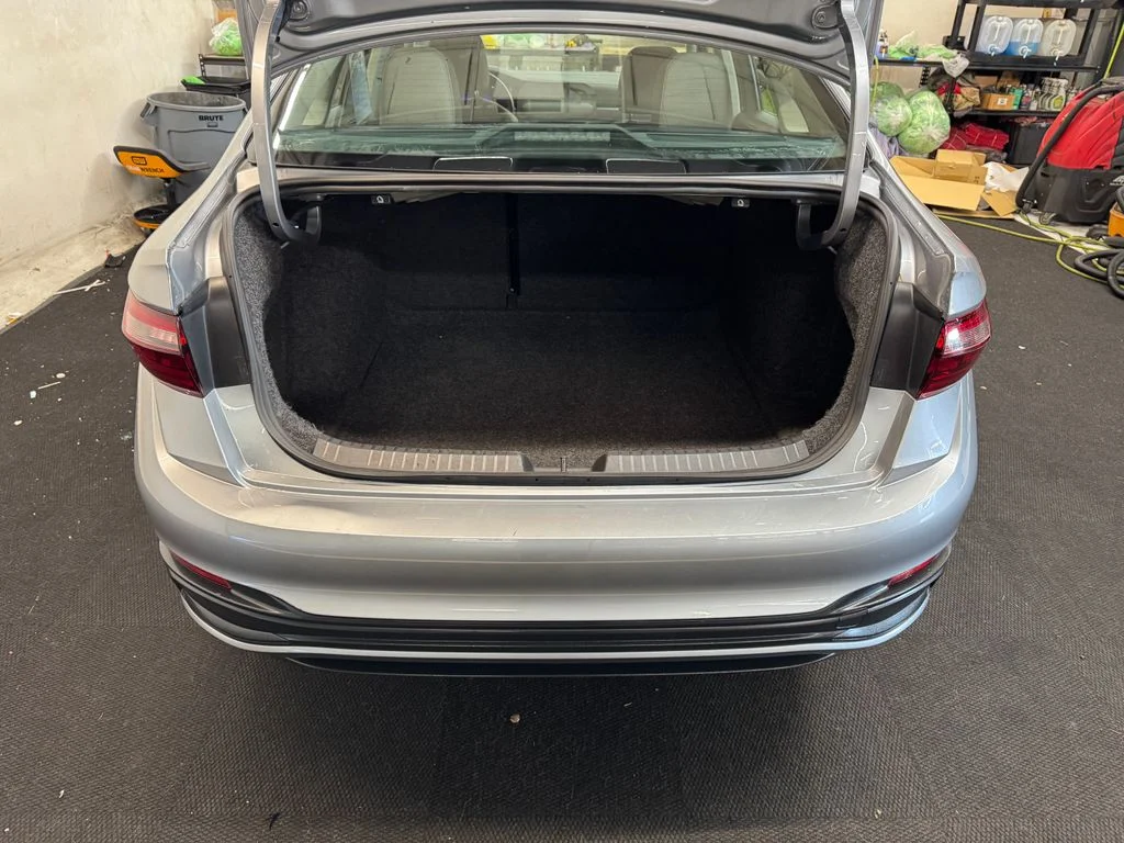Used 2024 Silver Volkswagen 1.5T SE image 6