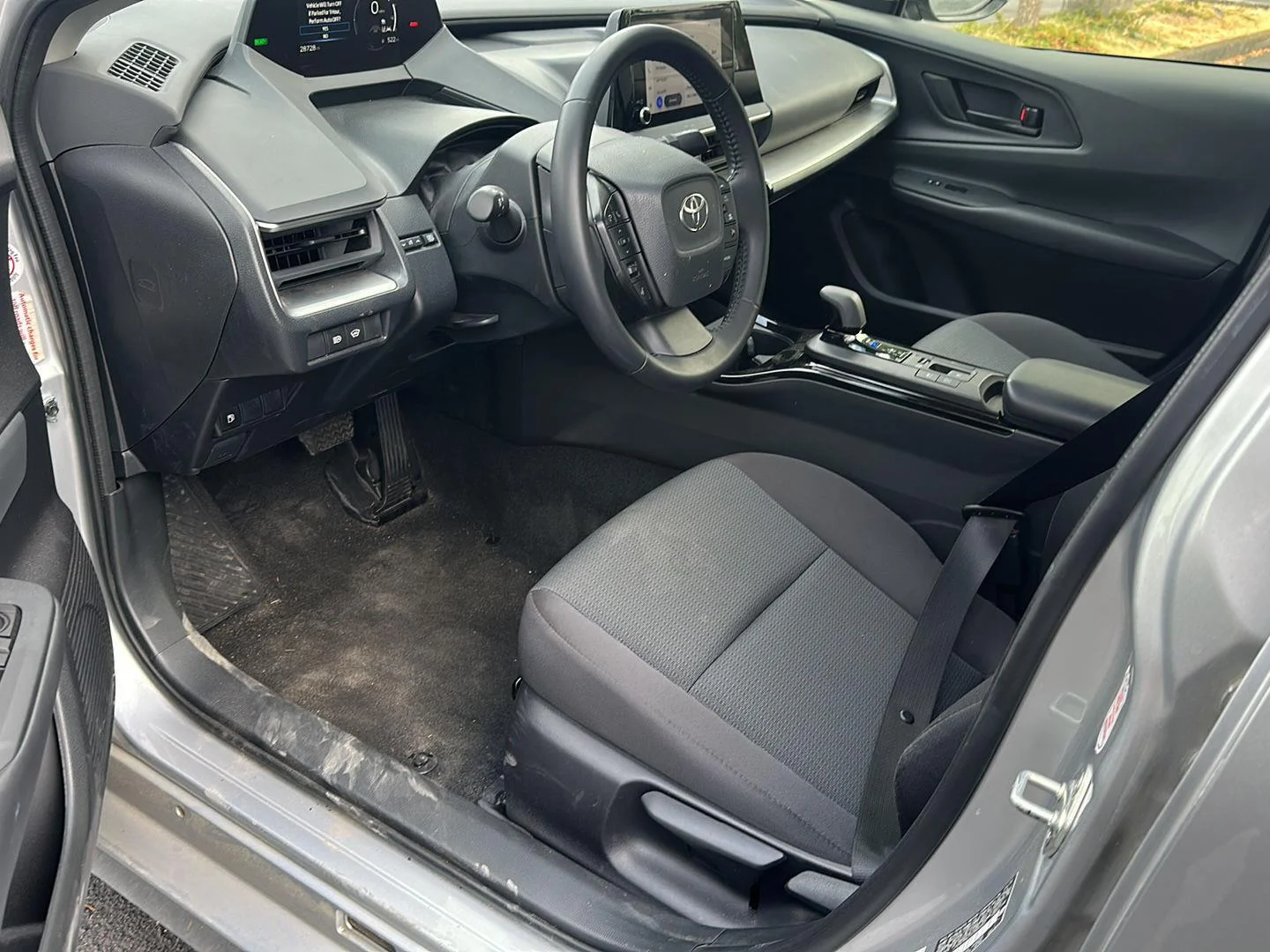 Used 2025 Cutting Edge Toyota LE image 6