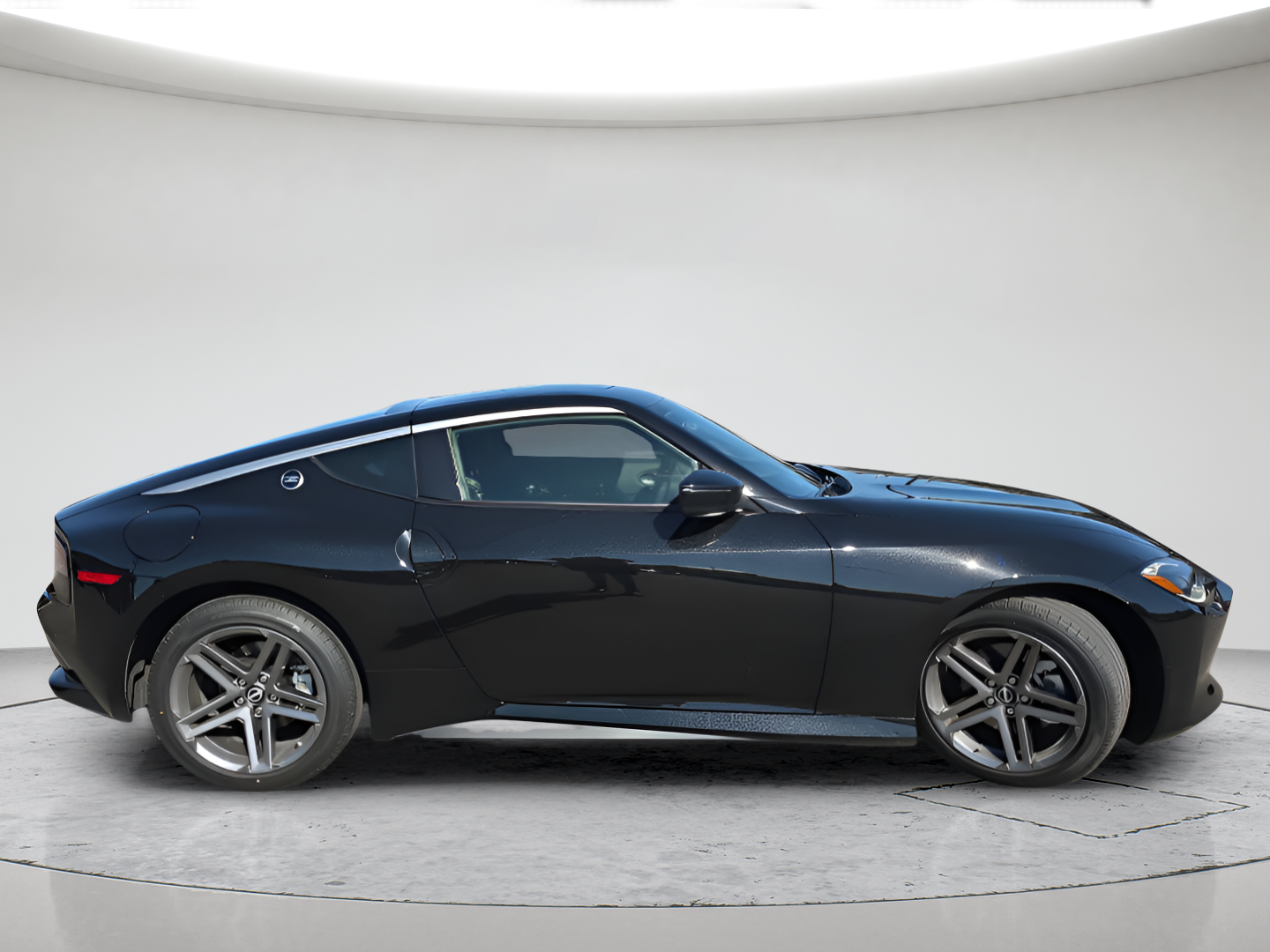 Used 2025 Black (P) Nissan Sport image 4