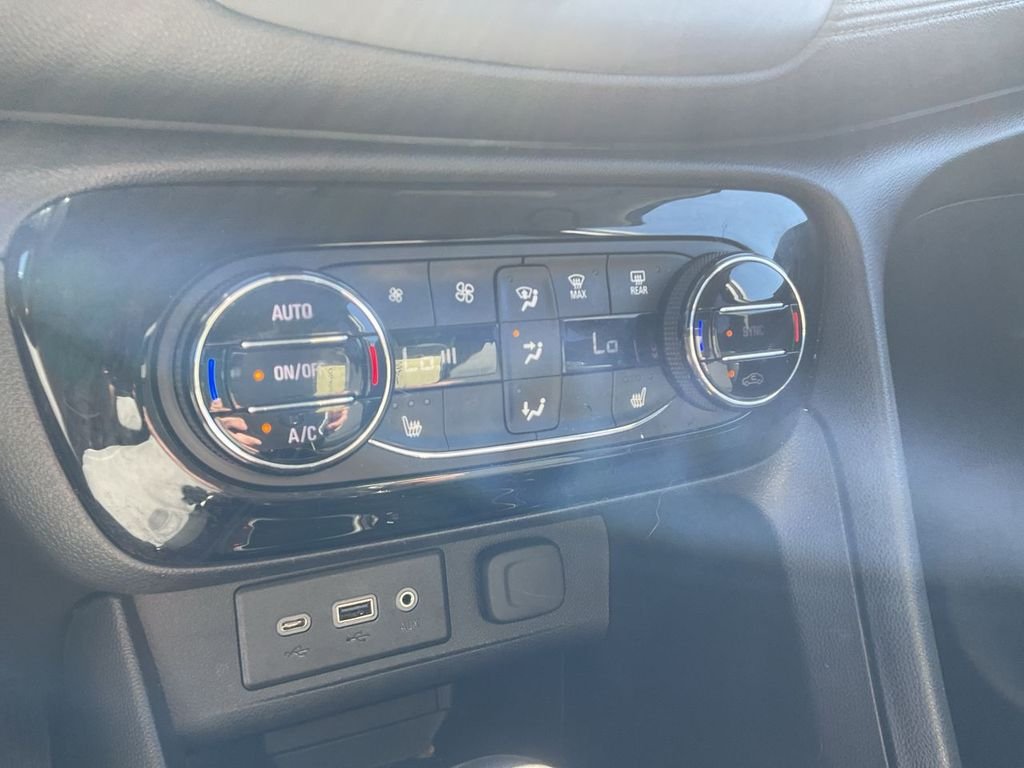 Used 2021 Black Buick Select image 17