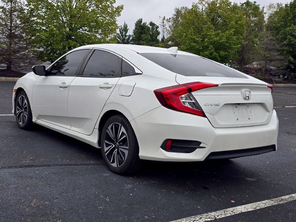 Used 2016 White Honda EX-L image 5