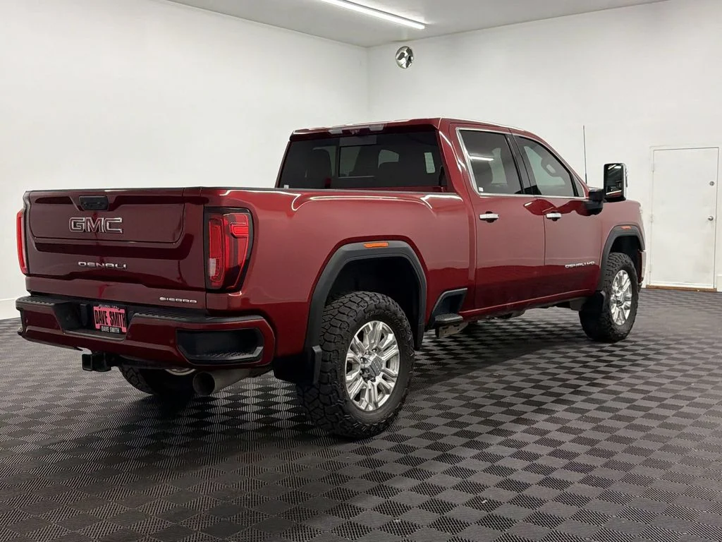 Used 2020 Red Quartz Tintcoat GMC Denali image 9