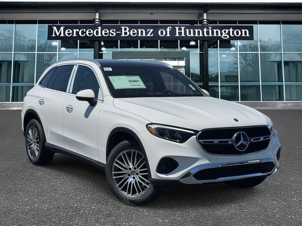 New 2026 Polar White Mercedes-Benz GLC 300 image 1