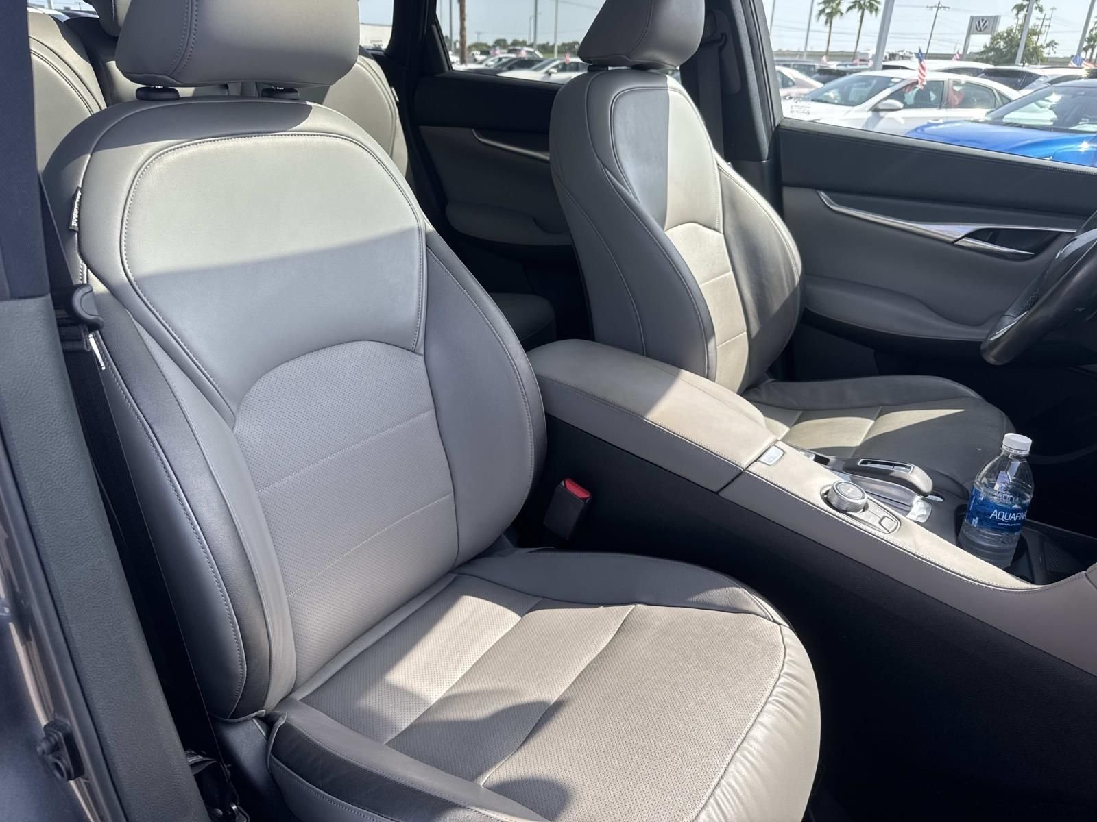 Certified Used 2023 Gray INFINITI LUXE image 15