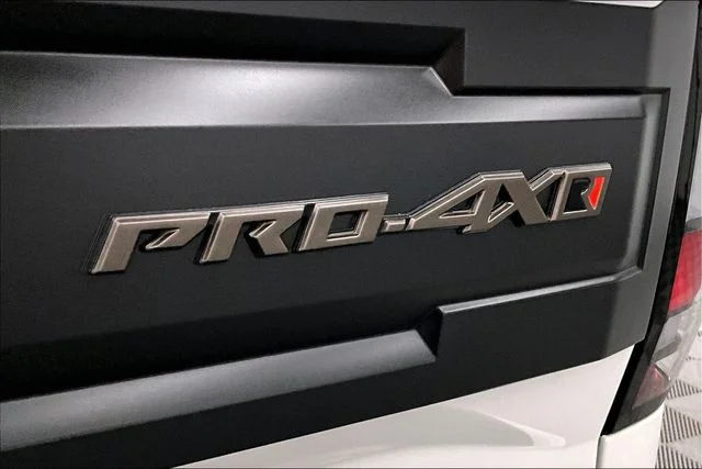New 2026 Glacier White Nissan PRO-4X w/R Package image 23