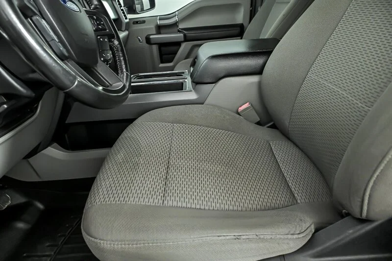 Used 2019  Ford XLT image 14