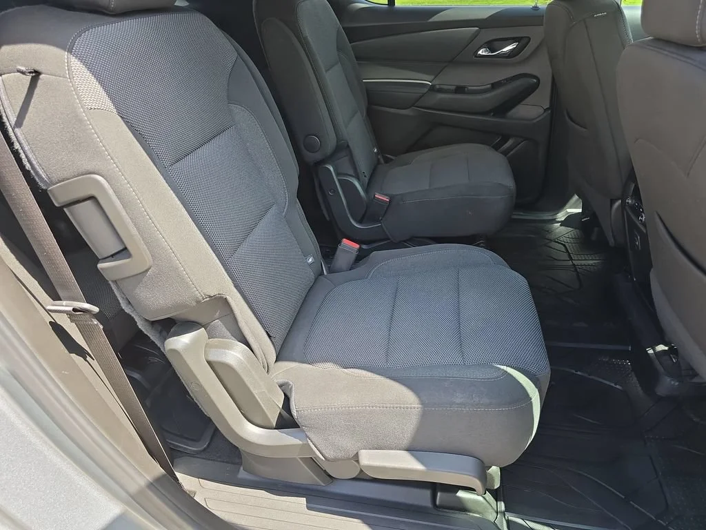 2023 Chevrolet Traverse 1LT - Photo 28