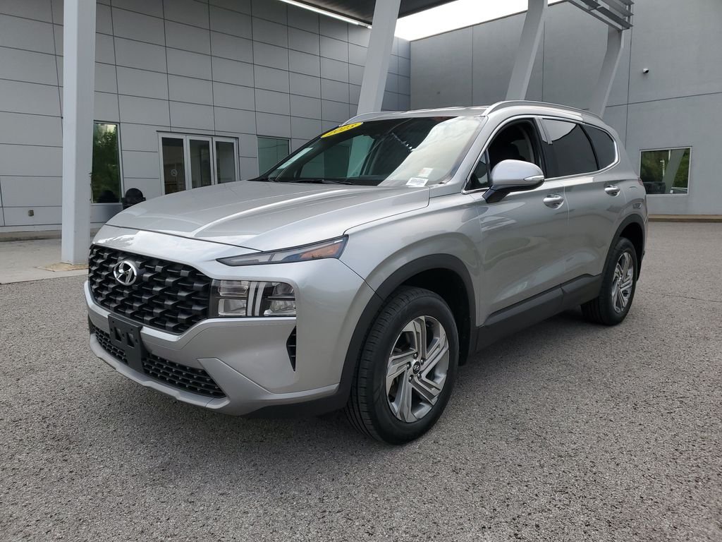 Used 2023 Silver Hyundai SEL image 2