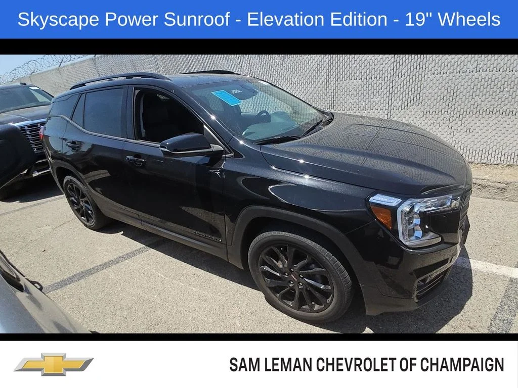 Used 2024 Black GMC SLT image 1