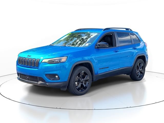 Used 2023 Blue Jeep Altitude image 2