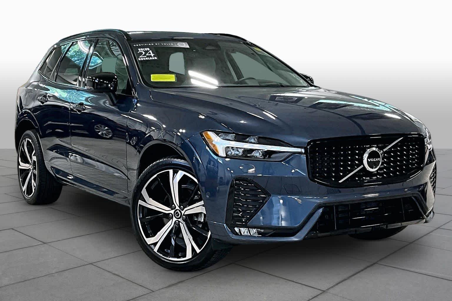 Pre-Owned 2024 Volvo XC60 Ultimate Dark Theme