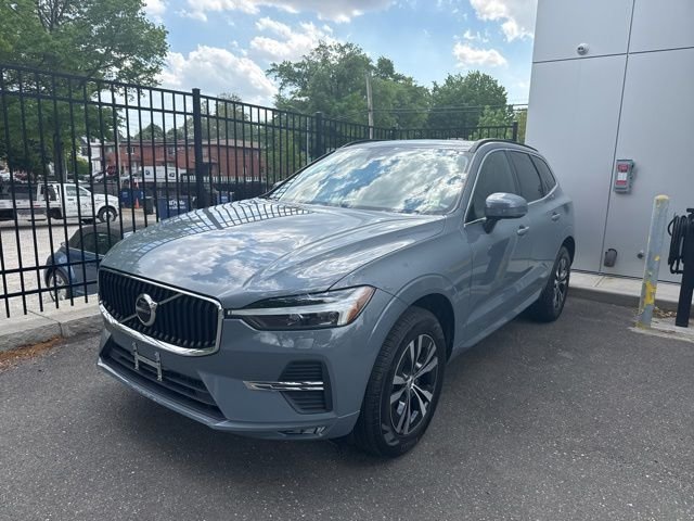2023 Volvo XC60 B5 Core AWD's photo