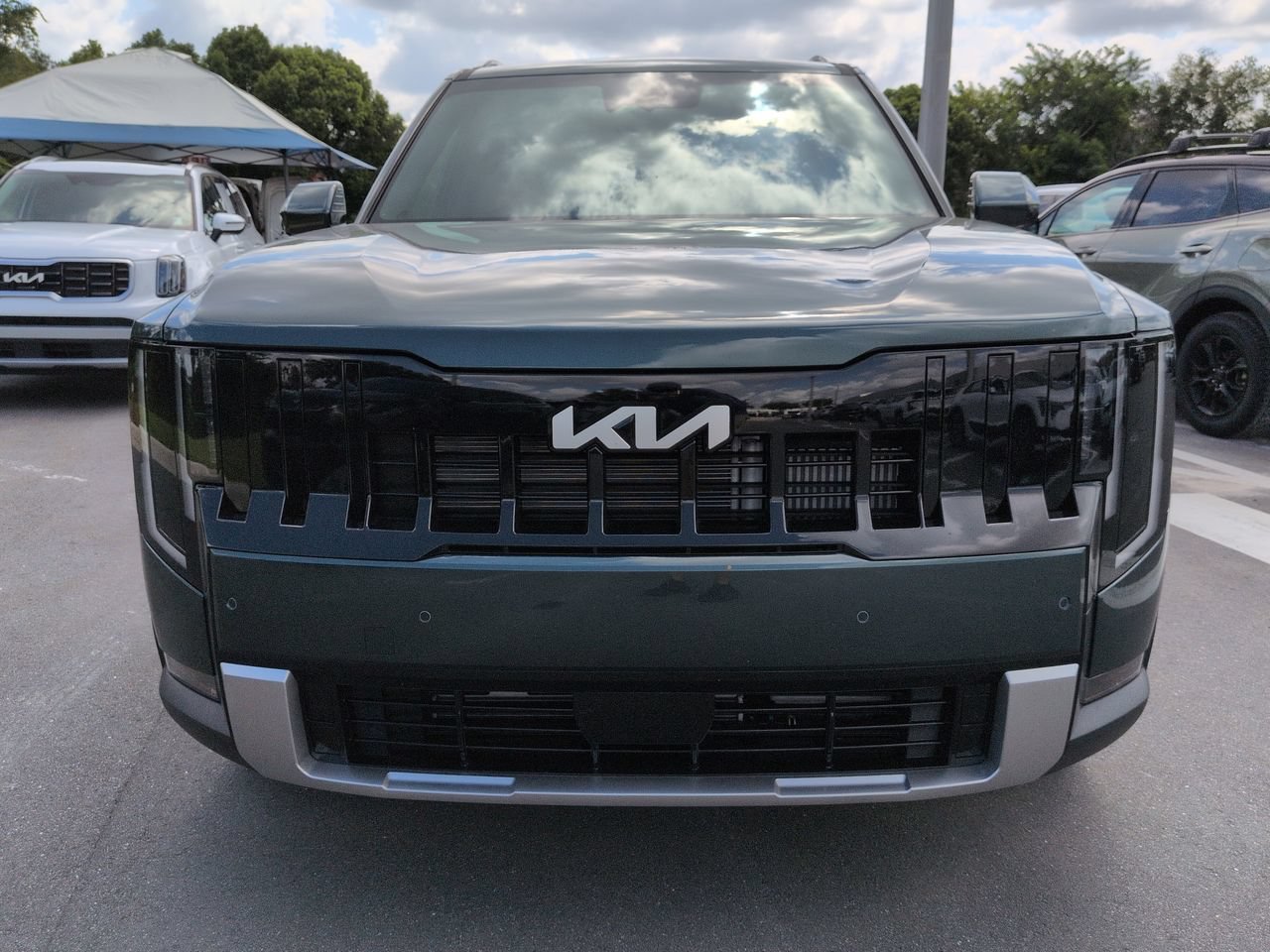 New 2027 Black Jade Green Kia EX image 9