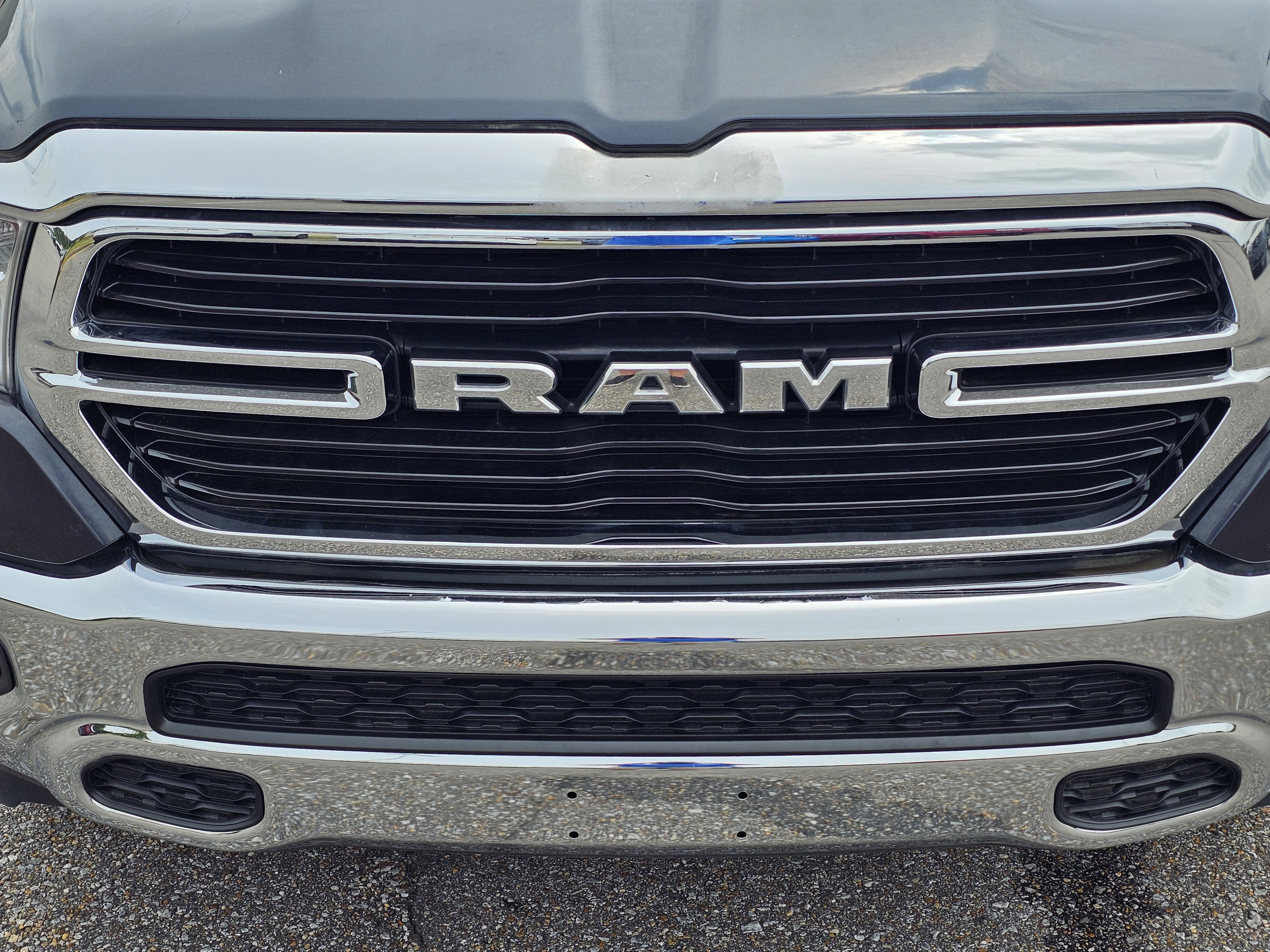 Used 2020 Granite Crystal Metallic Clearcoat Ram Big Horn image 3