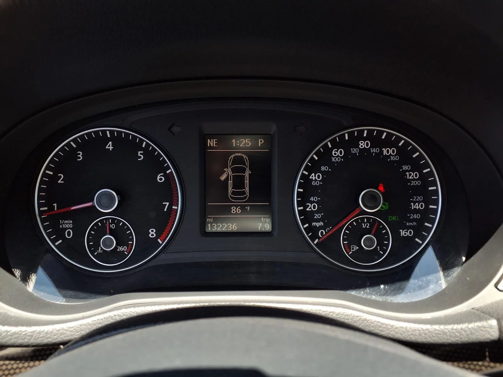 Used 2015 White Volkswagen 1.8T Sport image 13