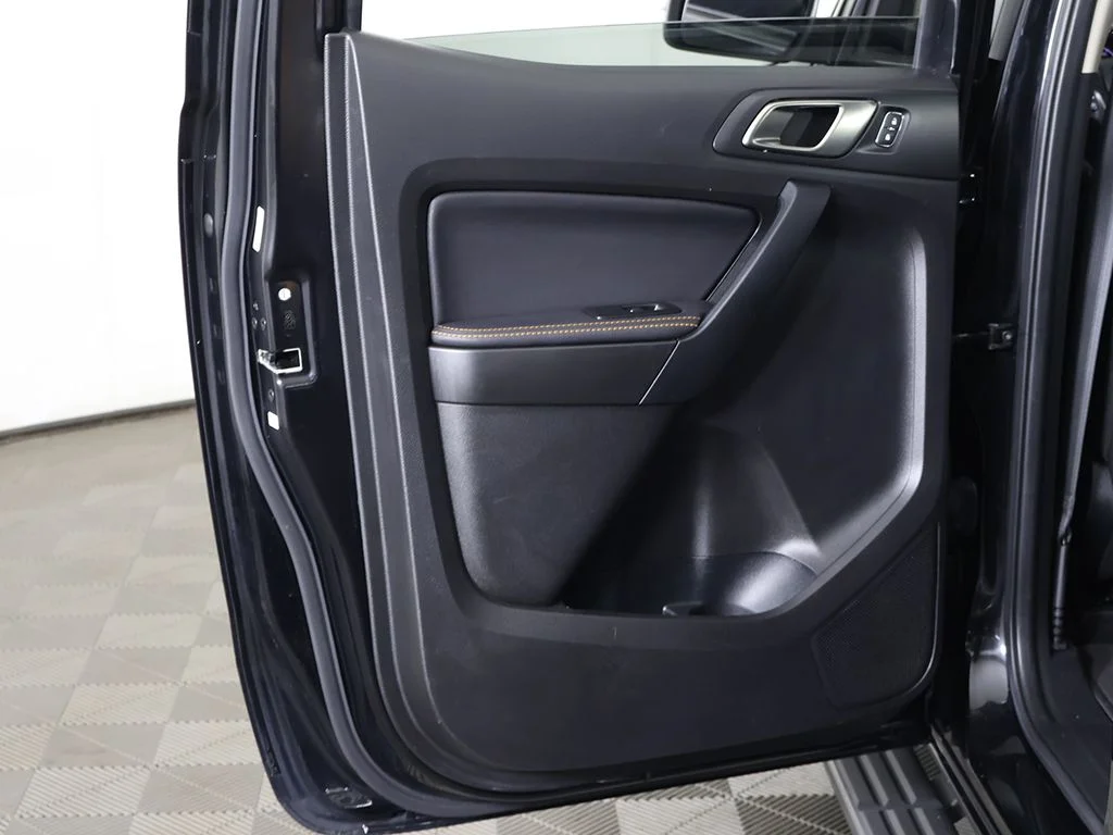 Used 2022 Shadow Black Ford Lariat image 26