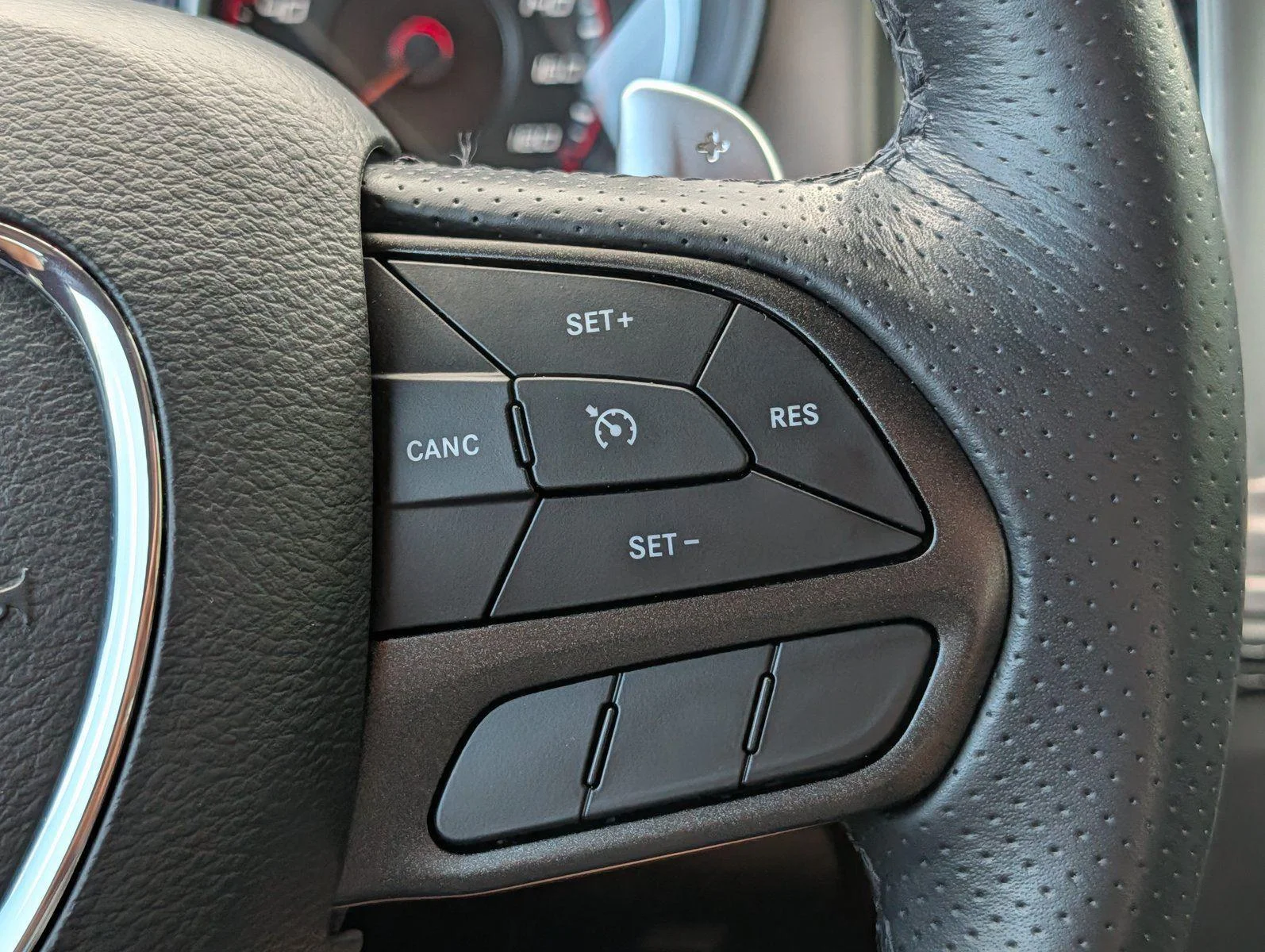 Used 2023 Go Mango Dodge Scat Pack image 26