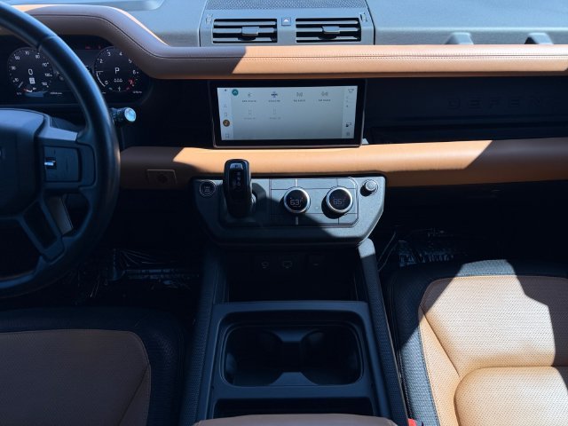 Used 2023 Gondwana Stone Metallic Land Rover X-Dynamic SE image 15