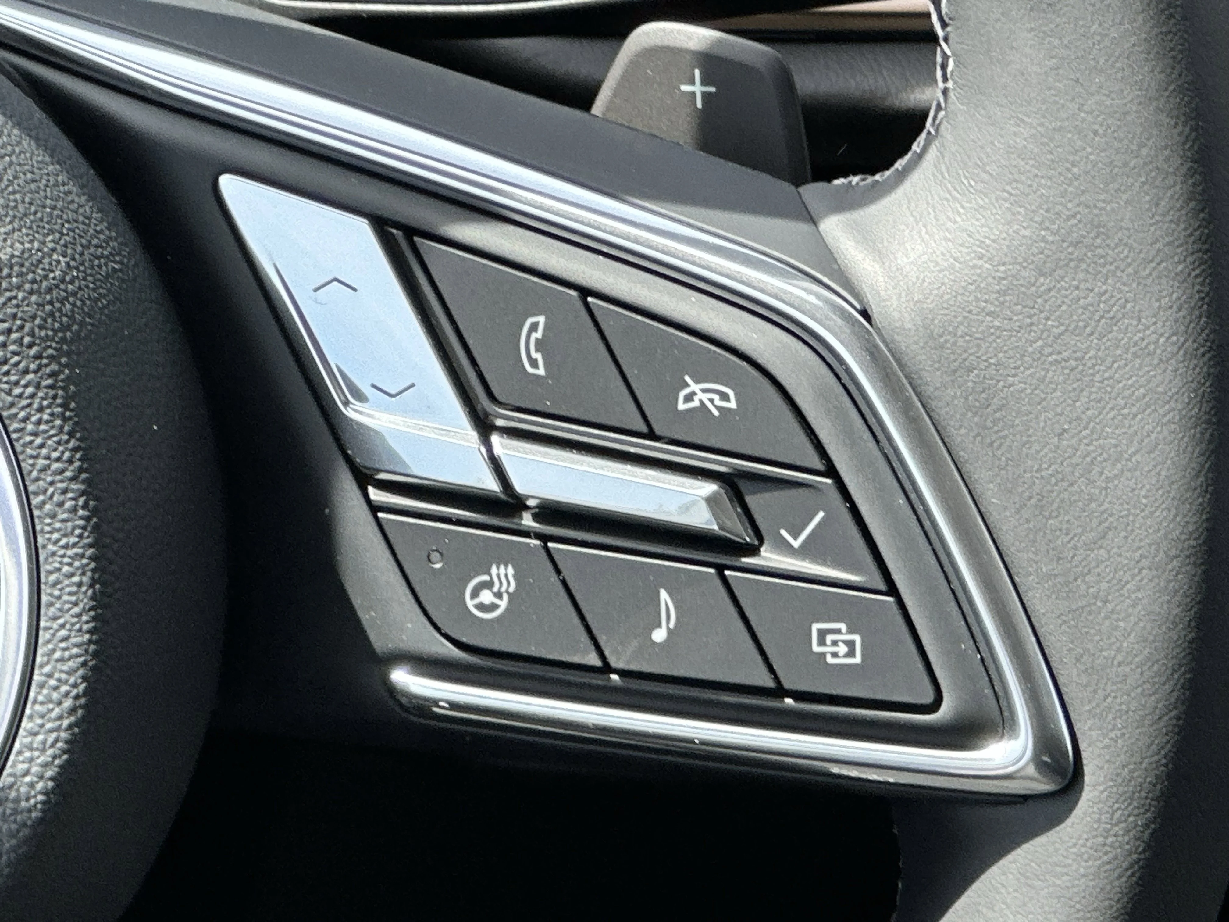 New 2026 Ebony Twilight Metallic Buick Avenir image 13