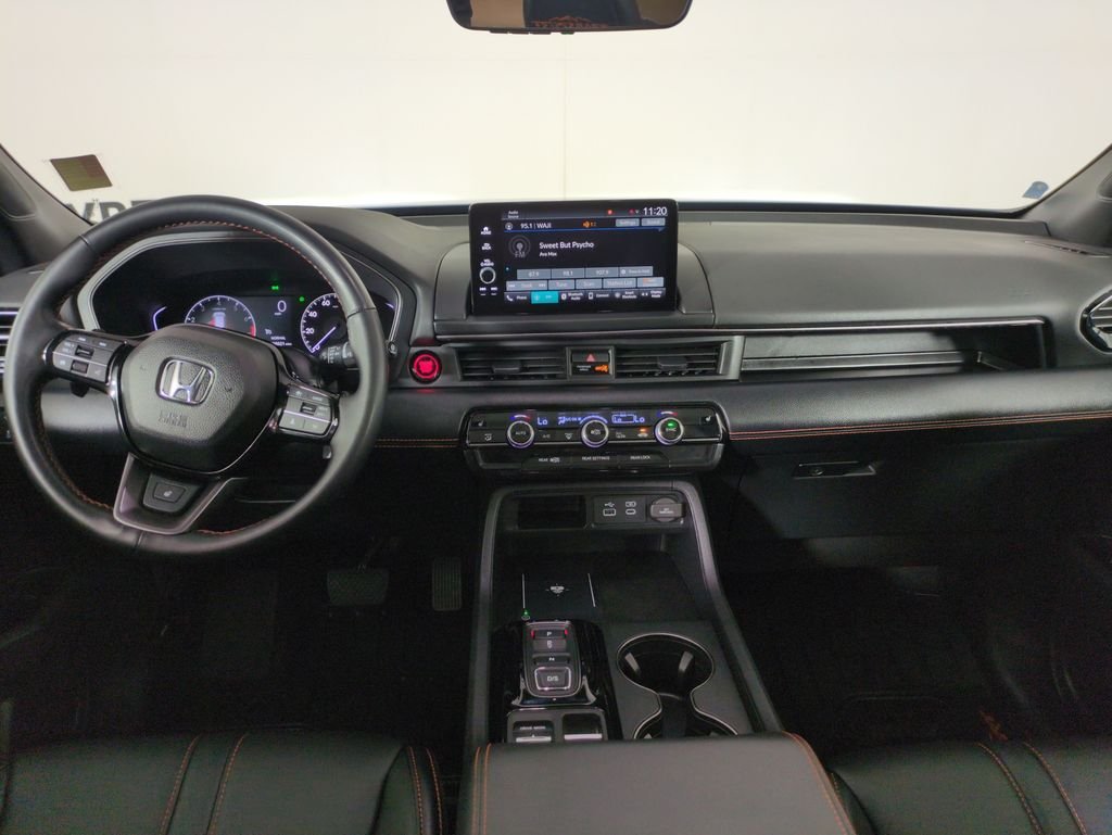 Certified Used 2025 Diffused Sky Pearl Honda TrailSport image 16