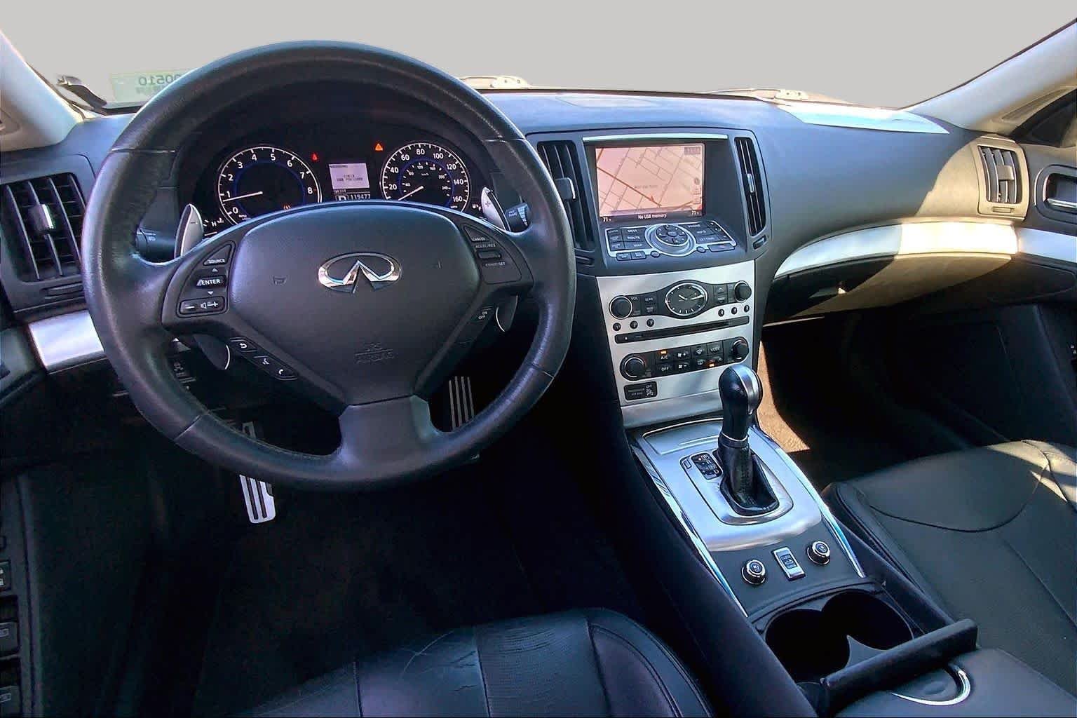 Used 2014 Black Obsidian INFINITI  image 16