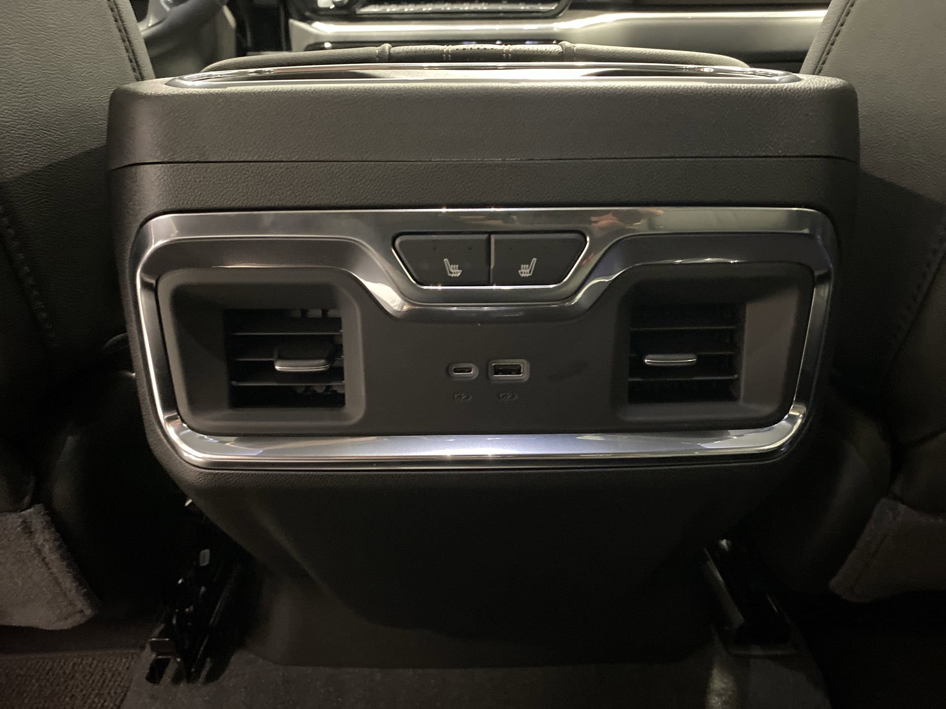 2026 Chevrolet Silverado 1500 High Country - Photo 21