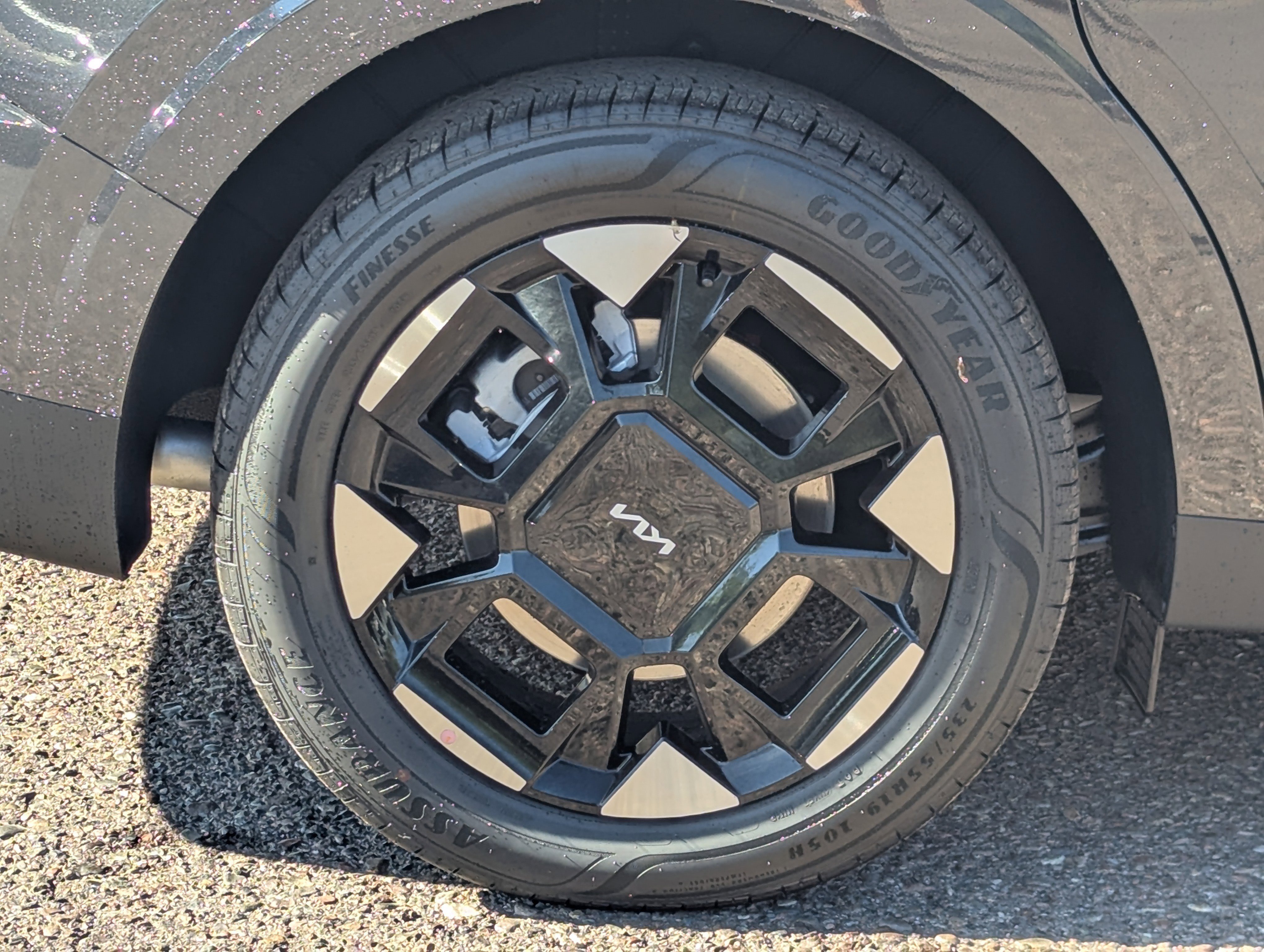 New 2026 Panthera Metal Kia EX image 7