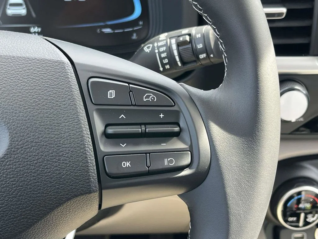 New 2026 Silver Hyundai SEL image 18