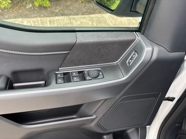 New 2026 Oxford White Ford T-Sport XLT image 15