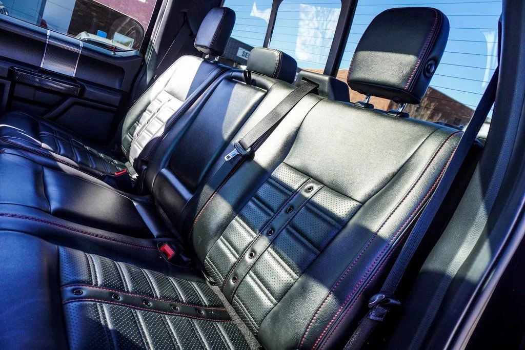 Used 2019 Black Ford Lariat image 9