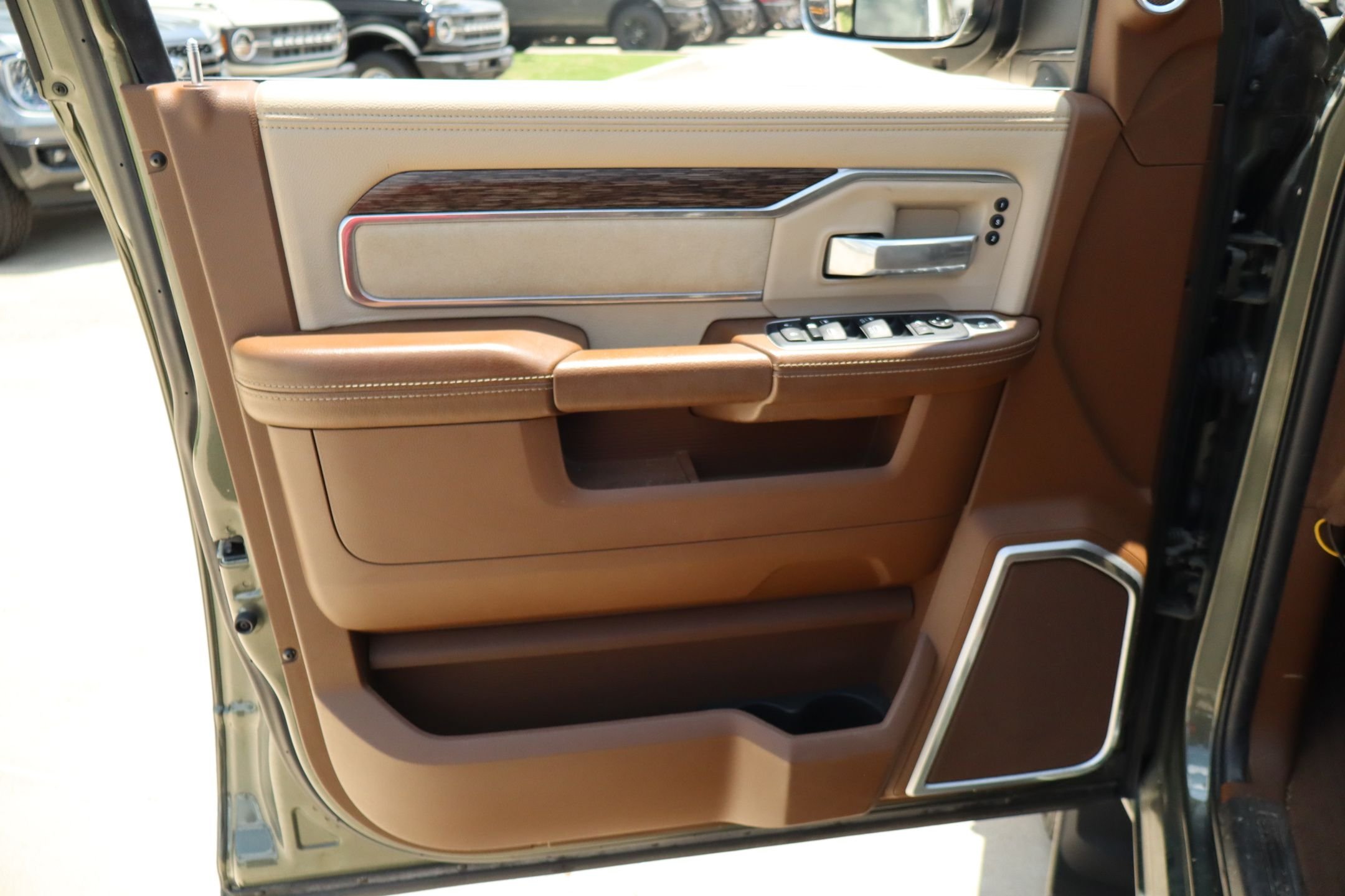 Used 2020 Olive Green Ram Laramie image 11