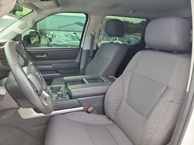 2024 Toyota Tundra SR5 - Photo 19