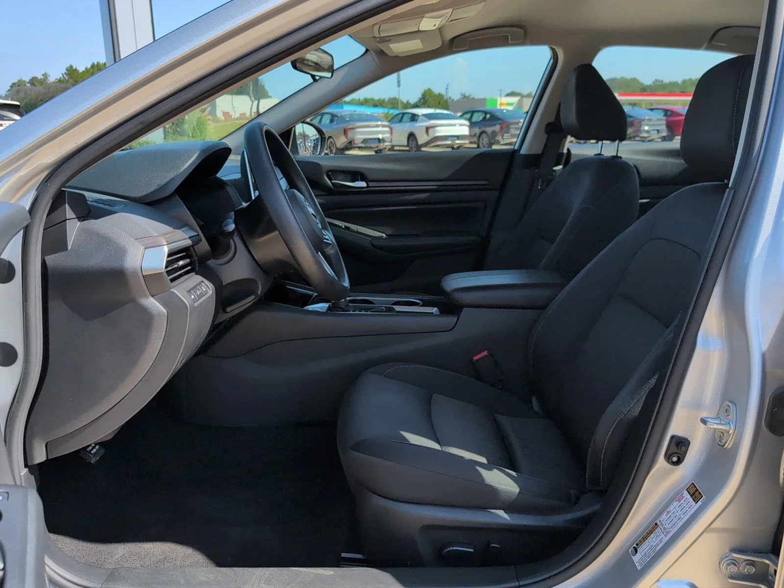 Used 2024 Brilliant Silver Metallic Nissan 2.5 SV image 18