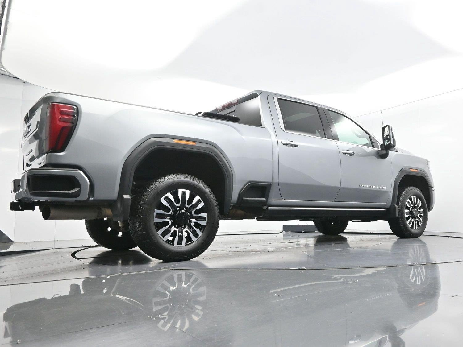 Used 2026 Sterling Metallic GMC Denali Ultimate image 53