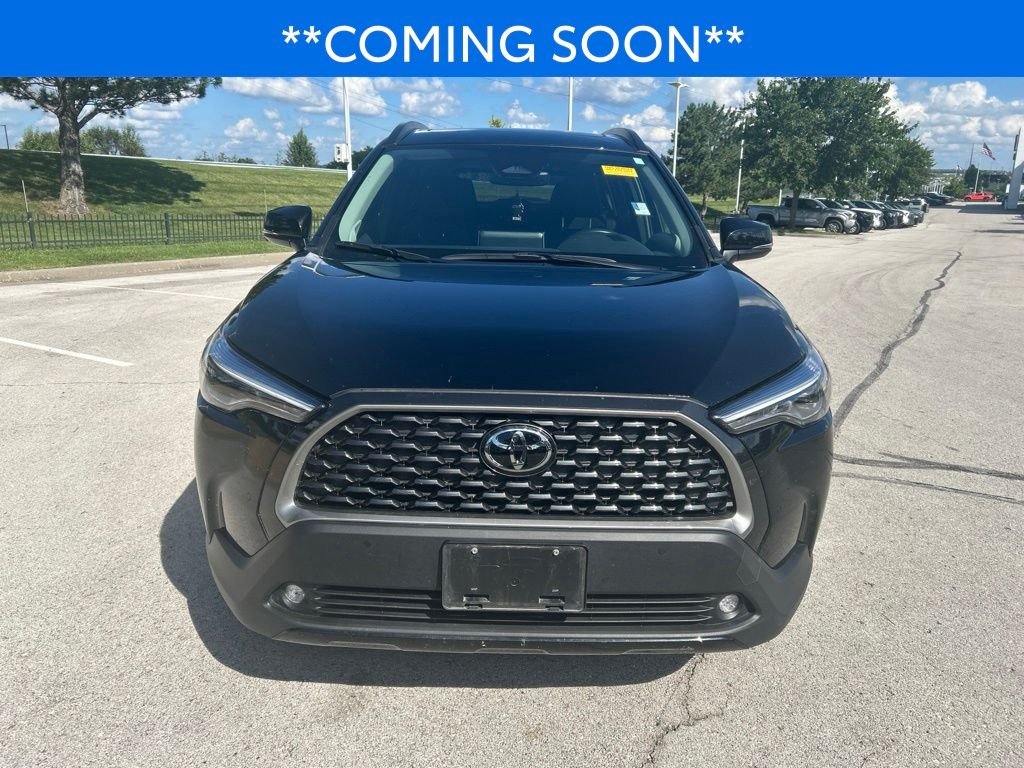 Used 2023 Toyota Corolla Cross XLE with VIN 7MUDAABG5PV064580 for sale in Kansas City