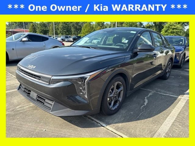 2025 Kia K4 LXS AT's photo