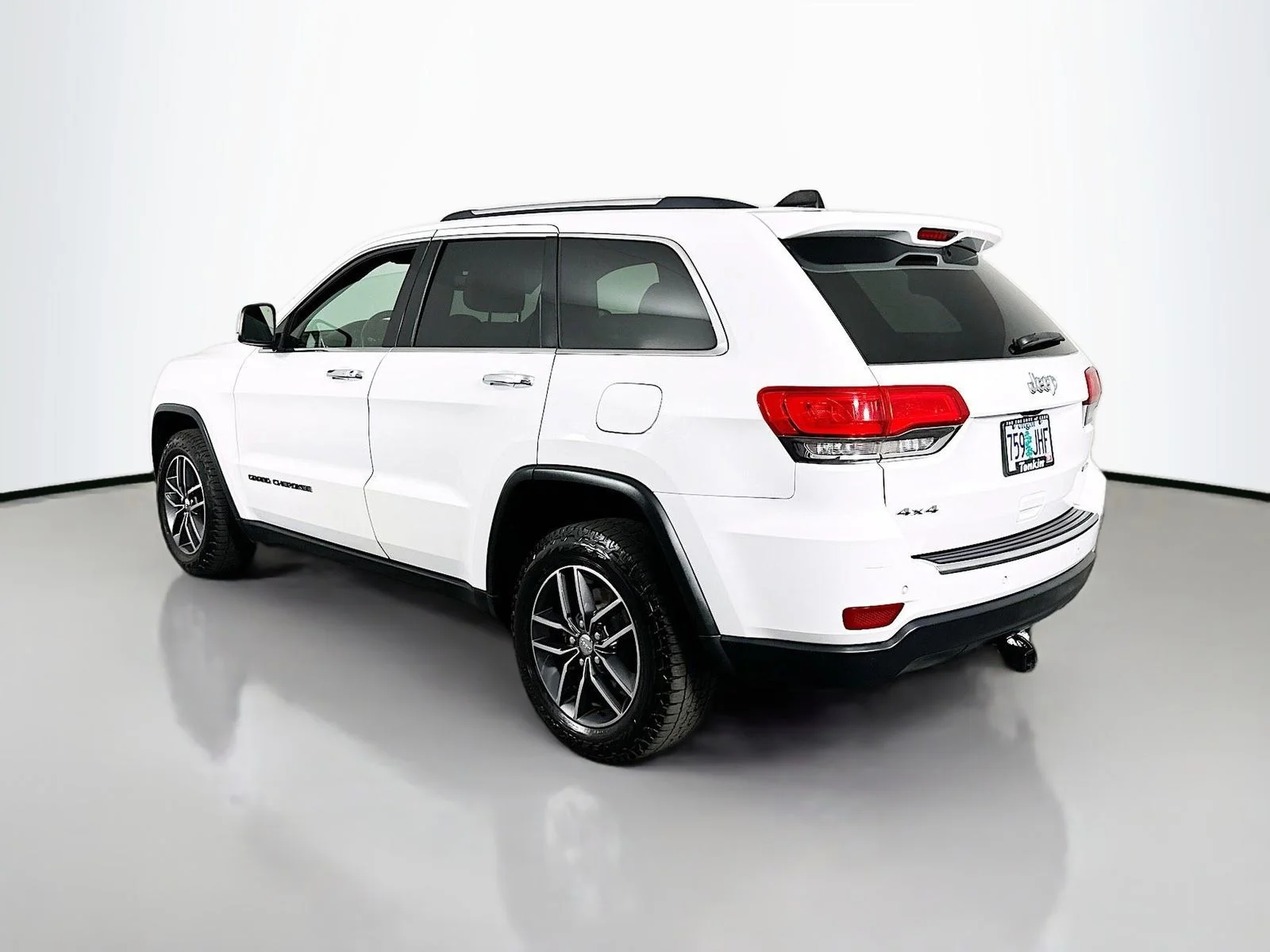Used 2017 Bright White Clearcoat Jeep Limited image 6