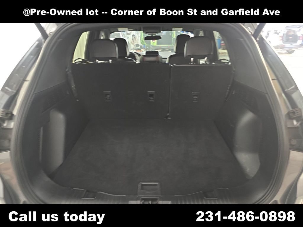 Used 2025 Gray Ford ST-Line Select image 39