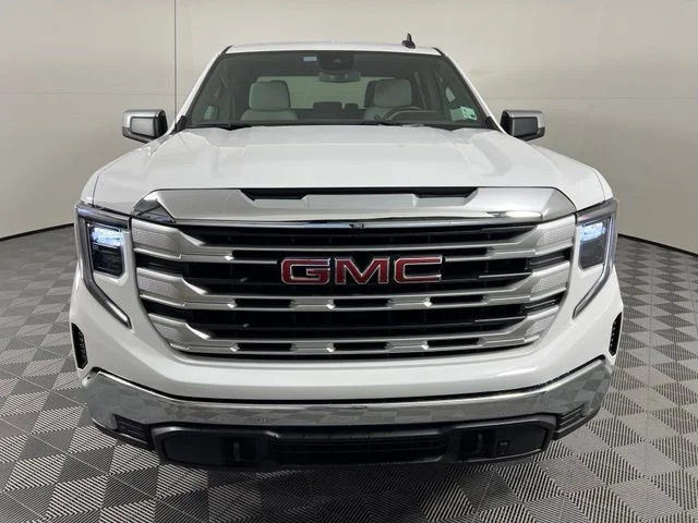 Used 2024 White GMC SLE image 2