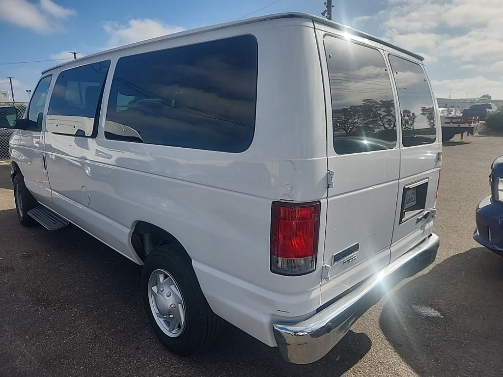 Used 2013 White Ford XL image 11