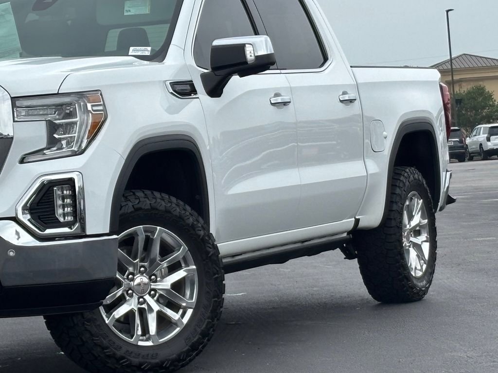 Used 2020 White GMC SLT image 3