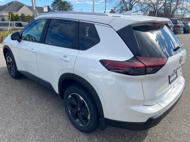 2026 Nissan Rogue SV photo 3