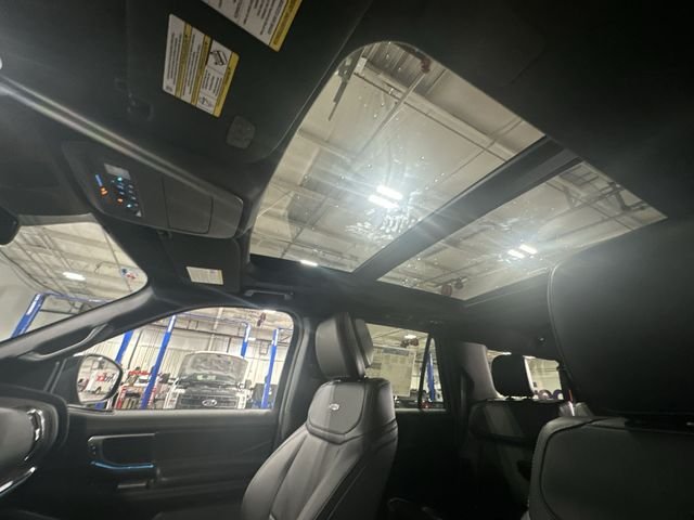 New 2027 Dark Matter Gray Metallic Ford MAX Platinum image 20
