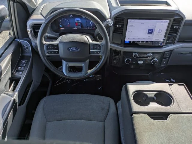 Certified Used 2025 Oxford White Ford XLT image 15