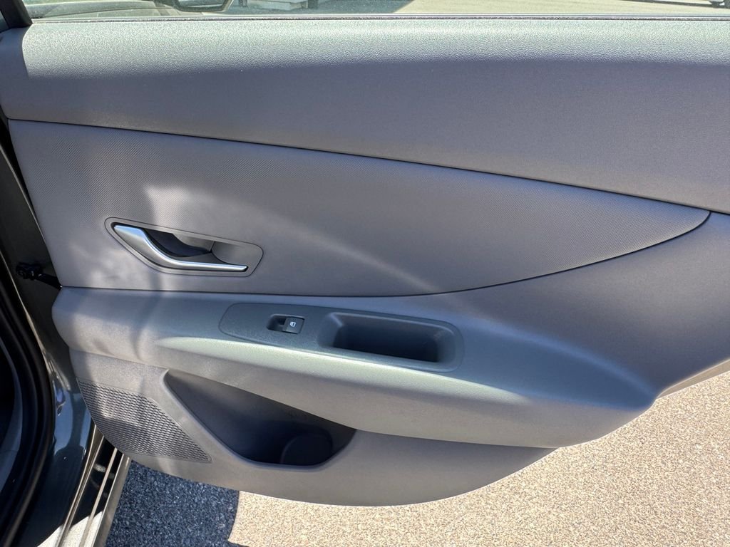2026 Hyundai Elantra SEL Sport - Photo 10