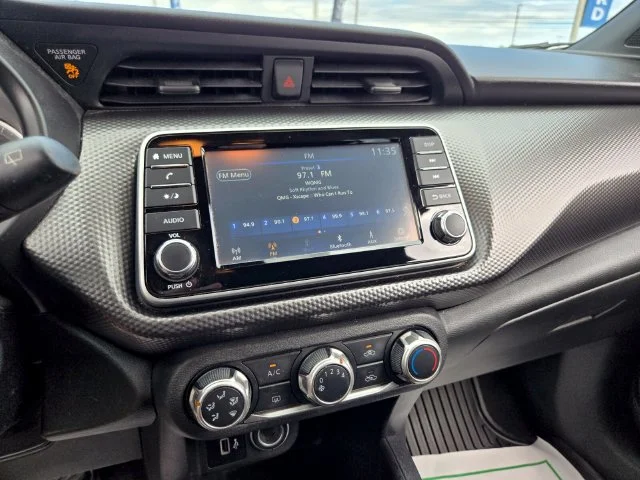 Used 2020 Gray Nissan S image 25