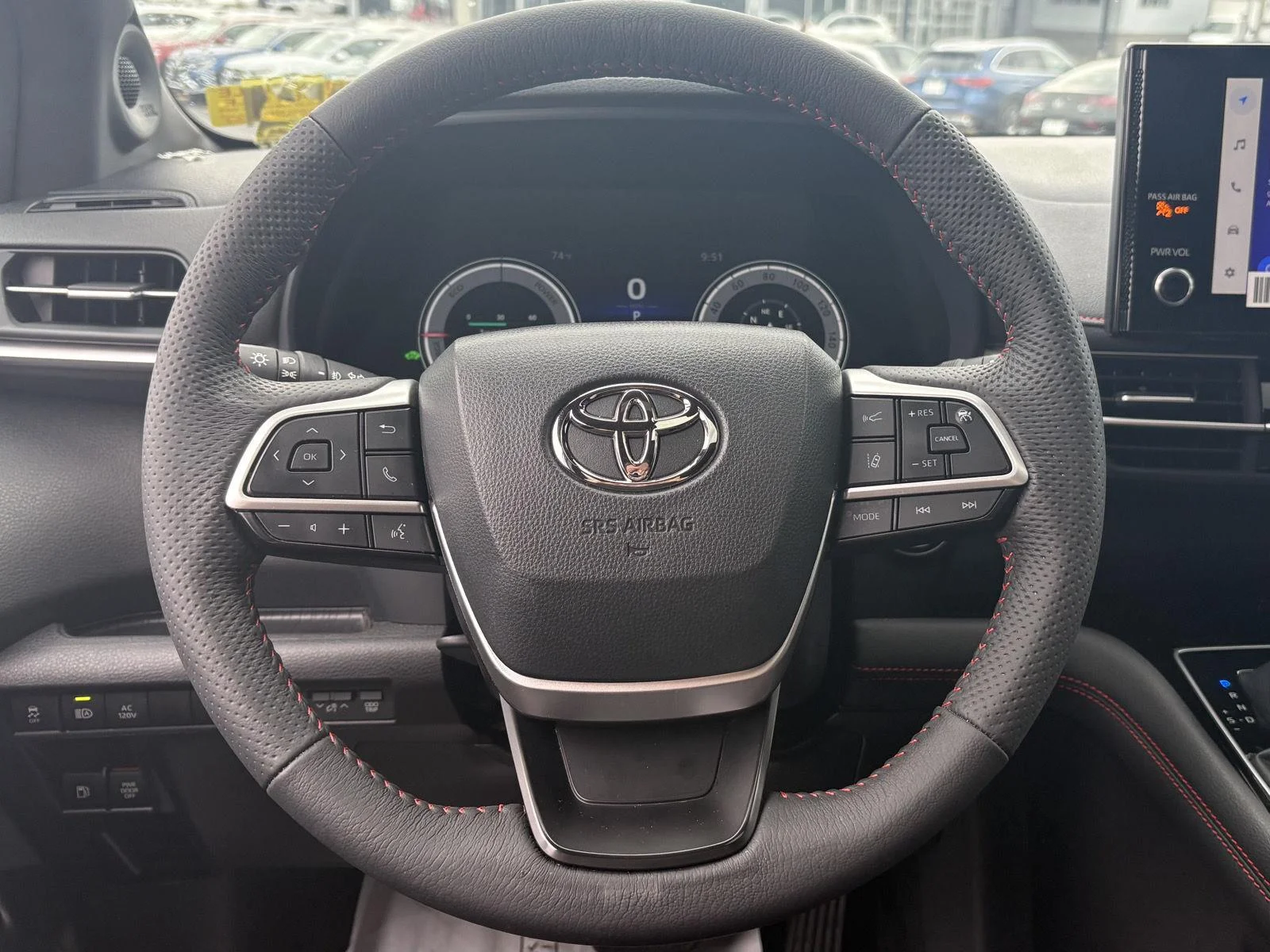 Used 2025 Celestial Silver Metallic Toyota XSE 7-Passenger image 9